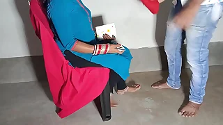 टेलर की बेटी ने पेंट का नाप लेने के बहाने लण्ड पकड़ा और चूत चुदाई XXN Tailor Sex